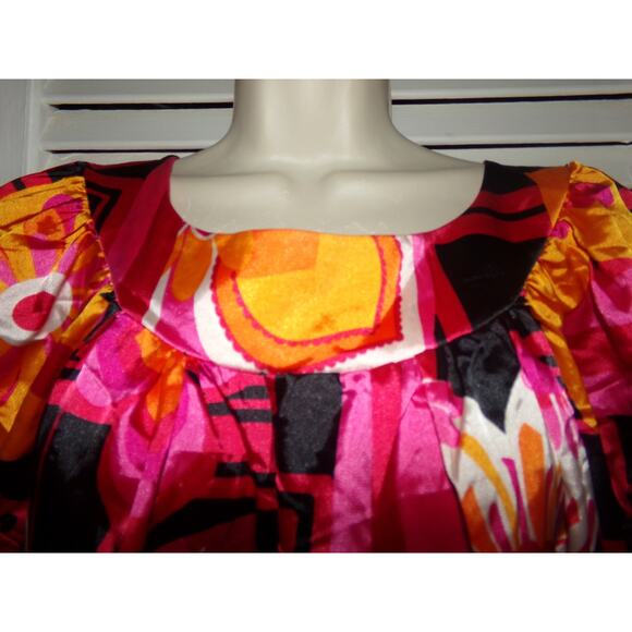 Bebe O made in France geometric print satin dress L oranges and pinks - Picture 2 of 5
